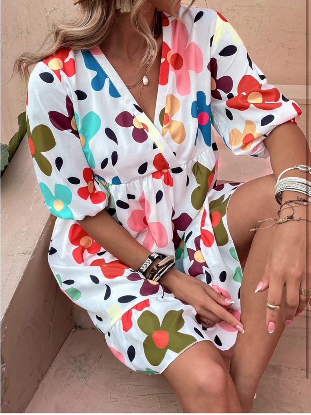 Women’s White Floral‎ V-Neck Summer Dress
